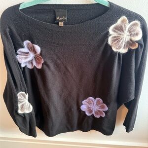 Aaeda Black Women's Floral Appliqué Sweater